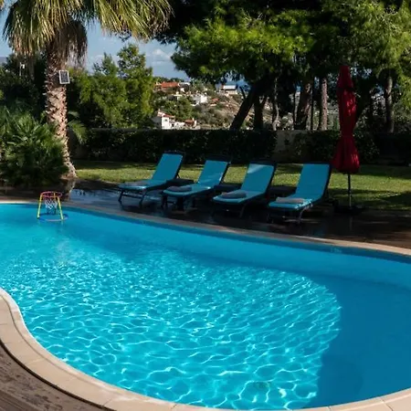 Aggeliki Агиои Теодорои