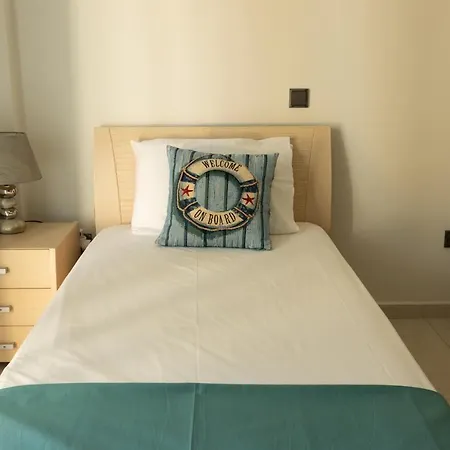 Aggeliki Агиои Теодорои