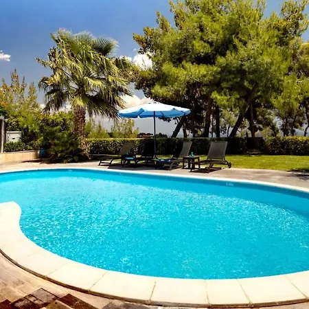 Aggeliki Hébergement de vacances Agioi Theodoroi (Corinthia)