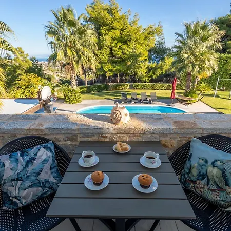 Aggeliki * Agii Theodori