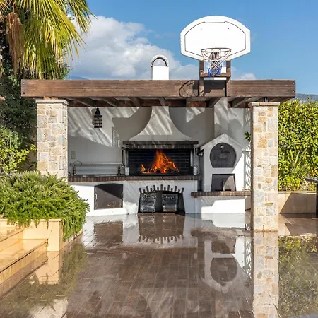 Aggeliki * Agii Theodori