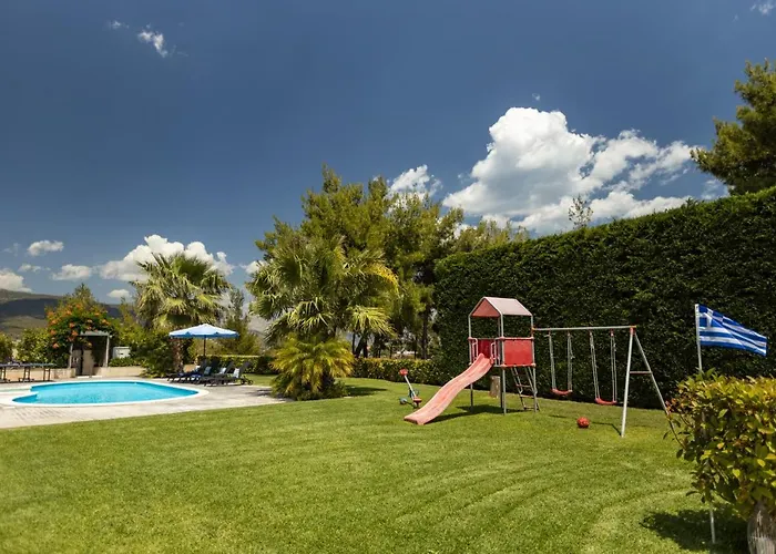 Vakantiehuis Aggeliki Agioi Theodoroi (Corinthia)