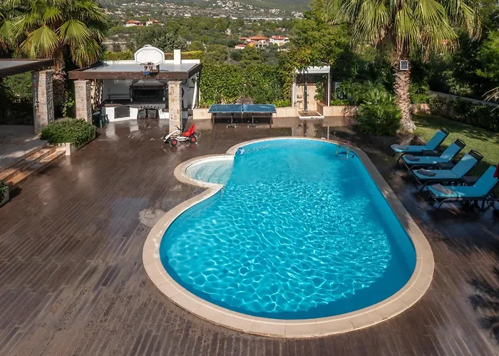 Aggeliki Agioi Theodoroi (Corinthia)