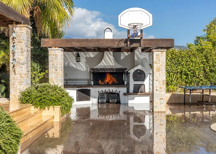 Aggeliki * Agioi Theodoroi (Corinthia)